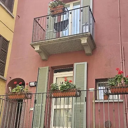 A Due Passi Dal *