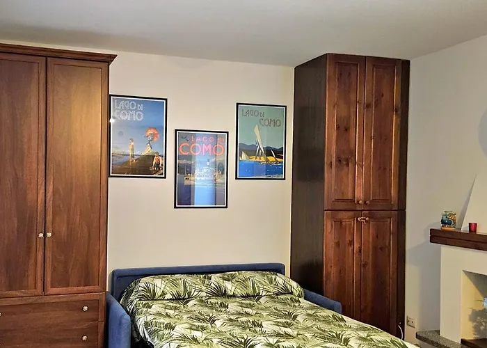 A Due Passi Dal Mandello del Lario