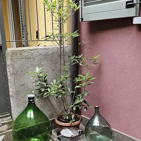 A Due Passi Dal * Mandello del Lario