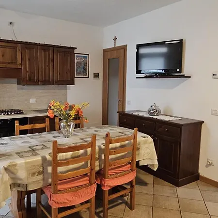 A Due Passi Dal Vakantiehuis Mandello del Lario