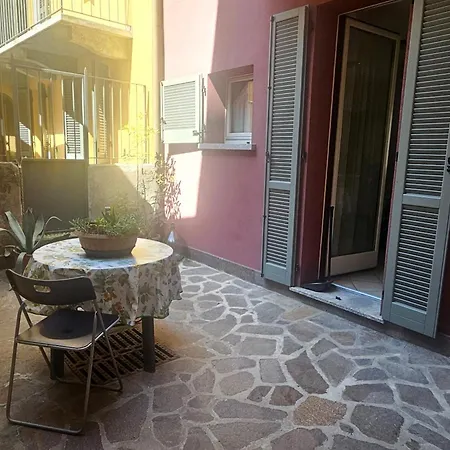 Сasa de vacaciones A Due Passi Dal Mandello del Lario